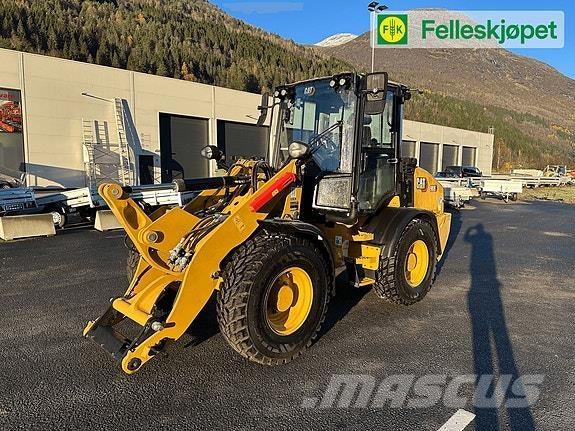 CAT 908 Kompaktlastare