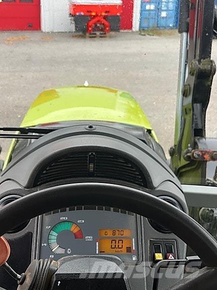 CLAAS Ares 697 Traktorer
