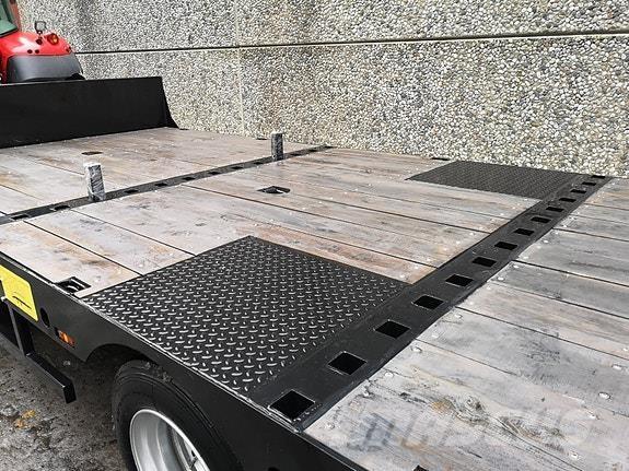 Dølen M16 Kombivagnar