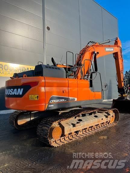 Doosan DX235LC-5 Bandgrävare