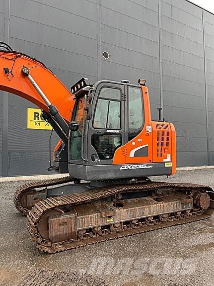 Doosan DX235LCR-5 Bandgrävare