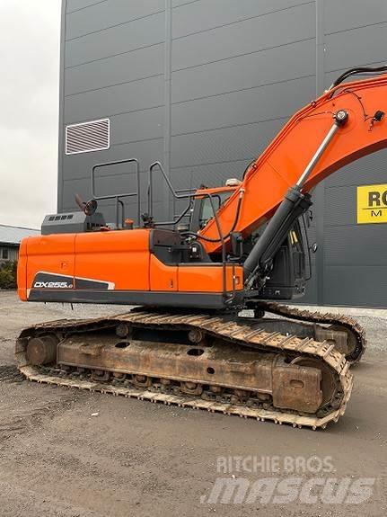 Doosan DX255-LC-5 Bandgrävare