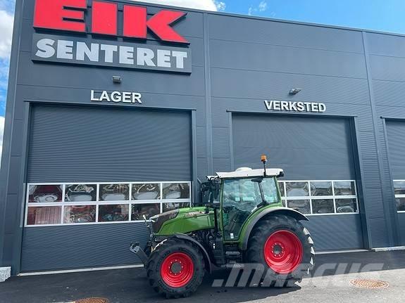 Fendt 211 Profi+ Traktorer