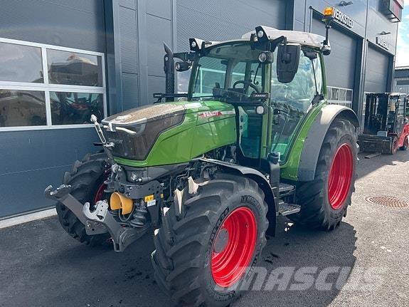 Fendt 211 Profi+ Traktorer