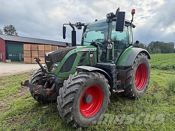 Fendt 516 Traktorer