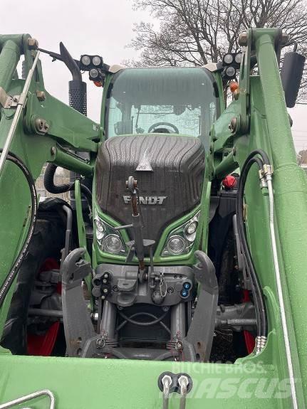 Fendt 718 Traktorer