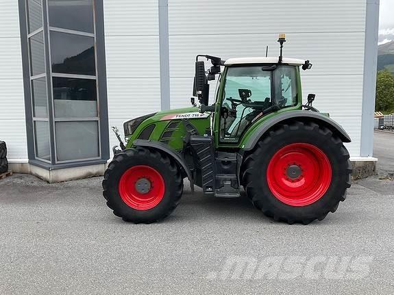 Fendt 718 Traktorer