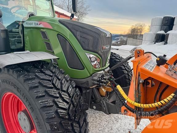 Fendt 724 Traktorer