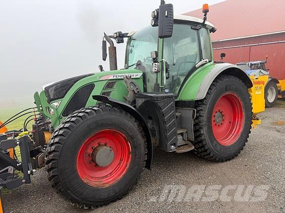 Fendt 724 Traktorer