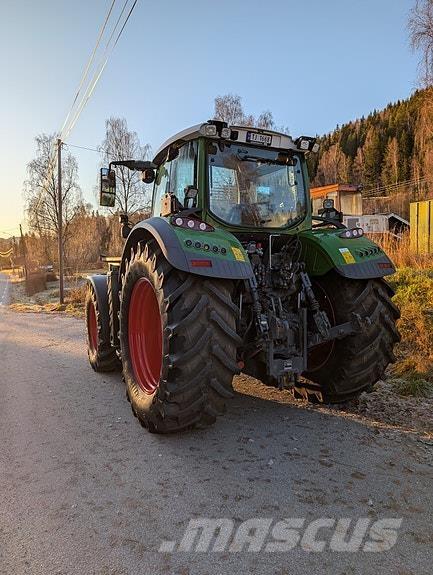 Fendt 724 profi+ Traktorer