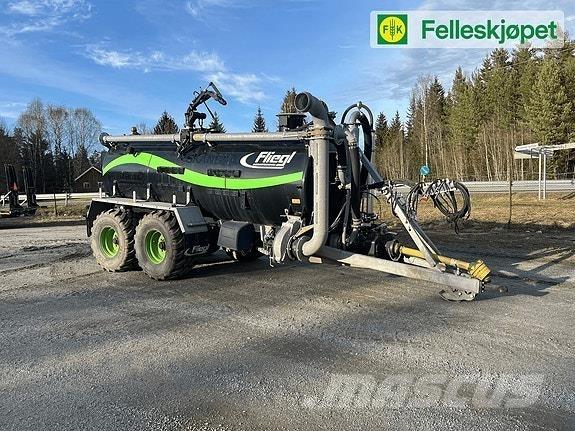 Fliegl vfw12000 Mineralgödselspridare