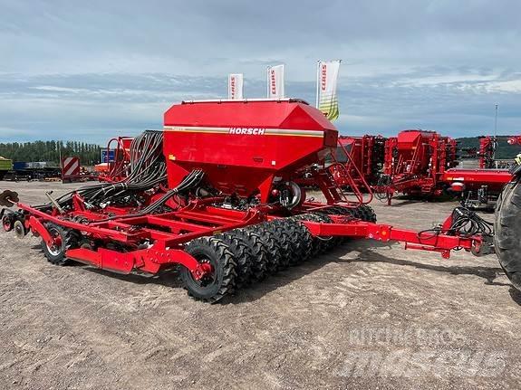 Horsch Pronto 6 DC Fast- och kletgödselspridare