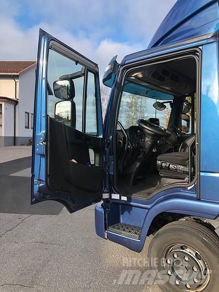 Iveco 120ELG Skåpbilar