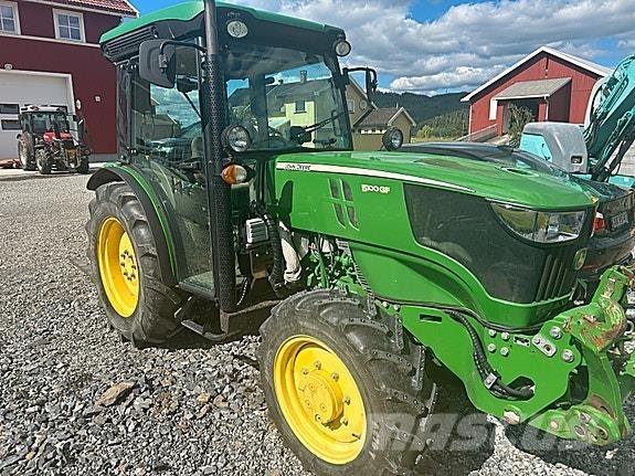 John Deere 5100GF Traktorer