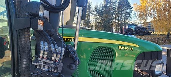 John Deere 5100R Traktorer
