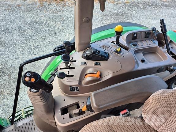 John Deere 6110MC Traktorer