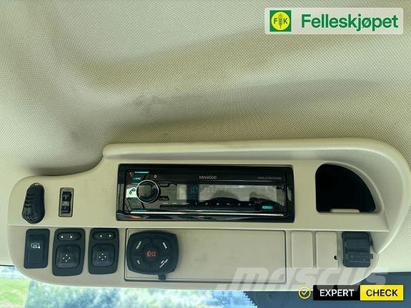 John Deere 6155R Traktorer