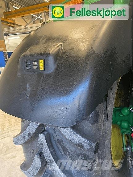 John Deere 6155R Traktorer