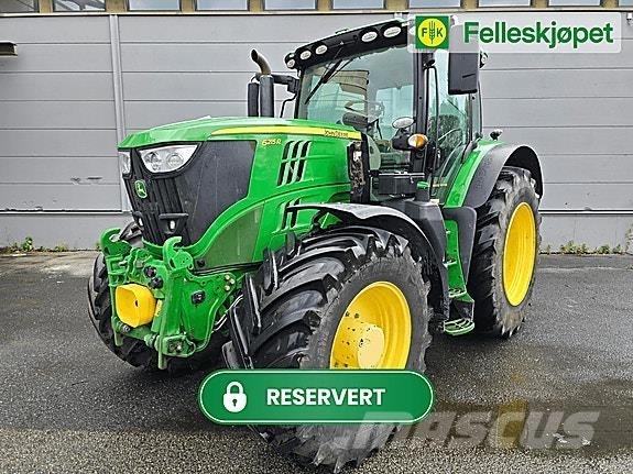 John Deere 6215R Traktorer