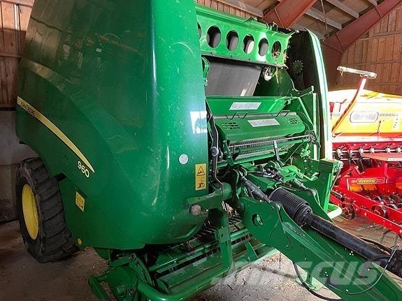 John Deere 960 Rundbalspressar