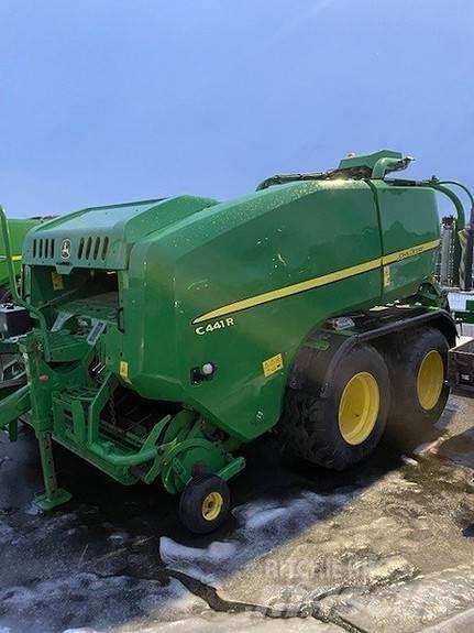 John Deere C441R Rundbalspressar