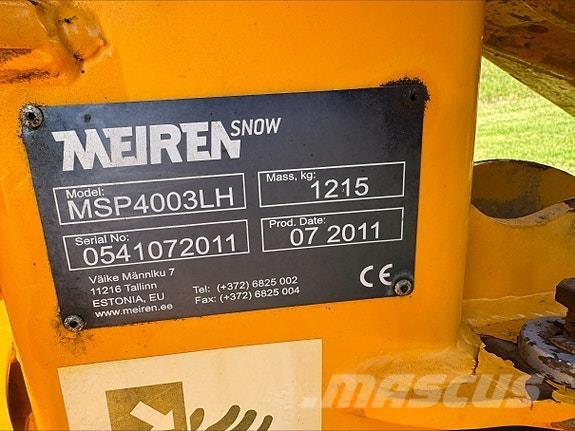 Meiren 2011 Snöblad och plogar