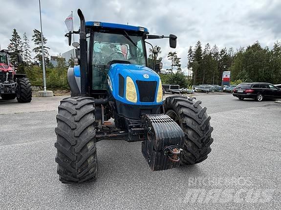 New Holland TS135A Traktorer