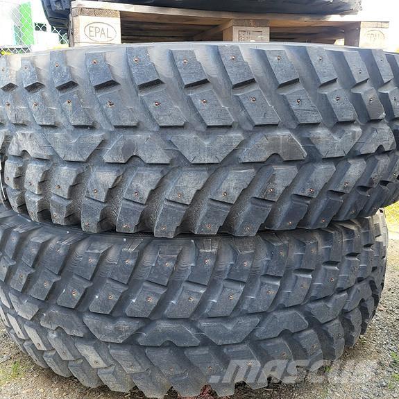Nokian TRI 2 Däck, hjul och fälgar