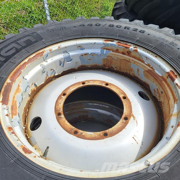 Nokian TRI 2 Däck, hjul och fälgar