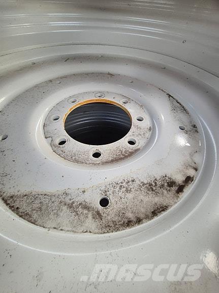 Nokian TRI2 Däck, hjul och fälgar