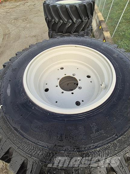 Nokian TRI2 Däck, hjul och fälgar