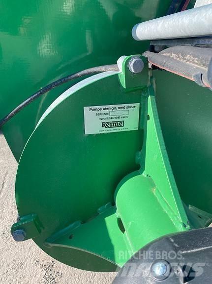  Reime 9000l Fast- och kletgödselspridare