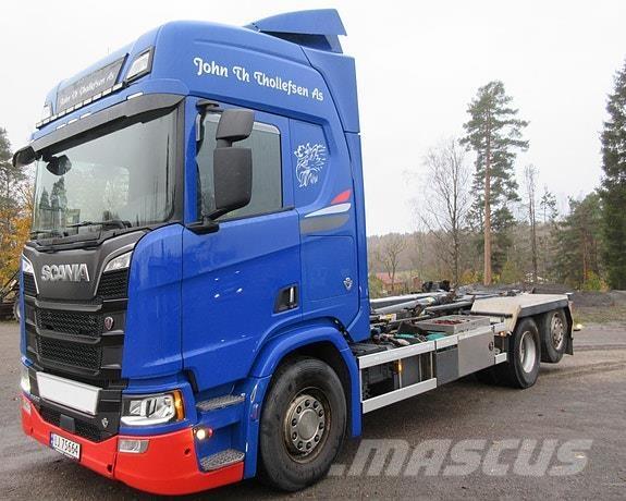 Scania R520 6x2*4 Lastväxlare med kabellift