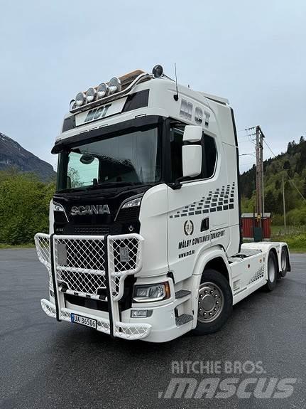Scania S730 6x2 Dragbilar