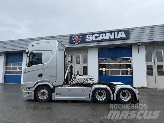Scania S770 A6x4NB Dragbilar