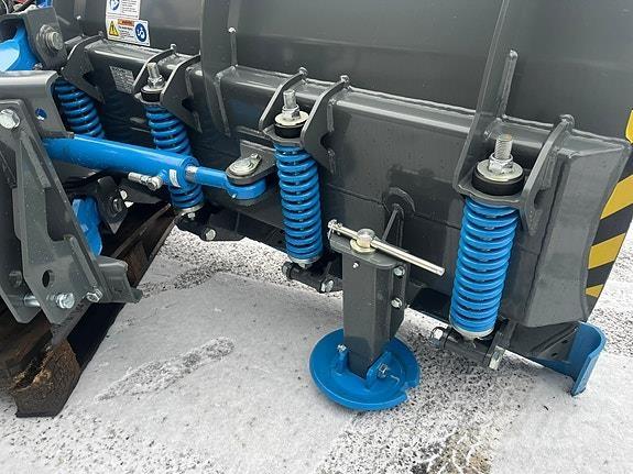 Snowek N360 Snöblad och plogar