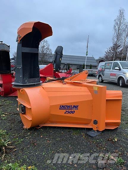 Snowline V-2500 Kombivagnar