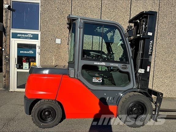 Toyota 40-8FD50N Dieselmotviktstruckar