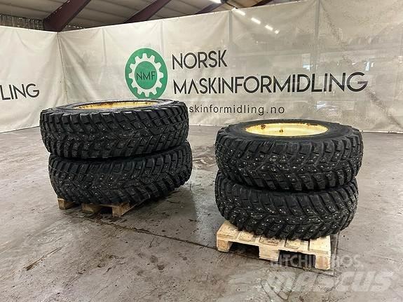 TRI 2 Vinterdekk Traktorer