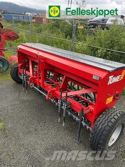 Tume CK3000 Mineralgödselspridare