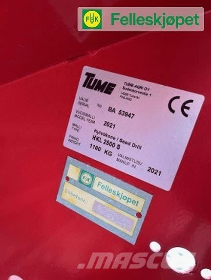 Tume HKL 2500S Fast- och kletgödselspridare