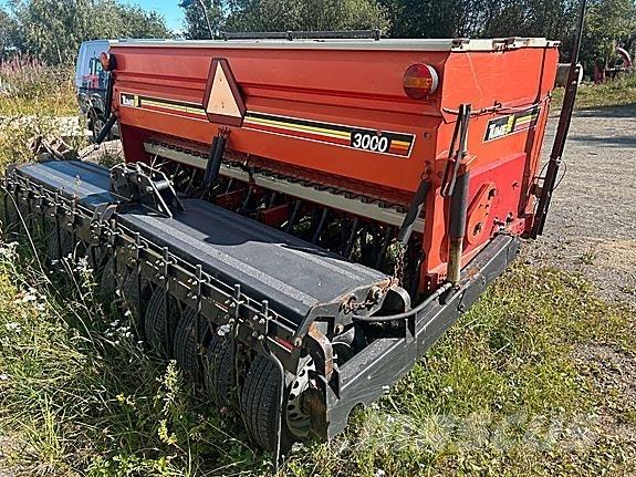 Tume HKL 3000 Mineralgödselspridare