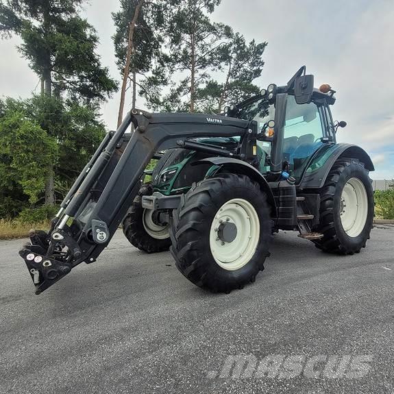 Valtra N114 Traktorer