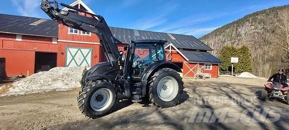 Valtra N135 Traktorer