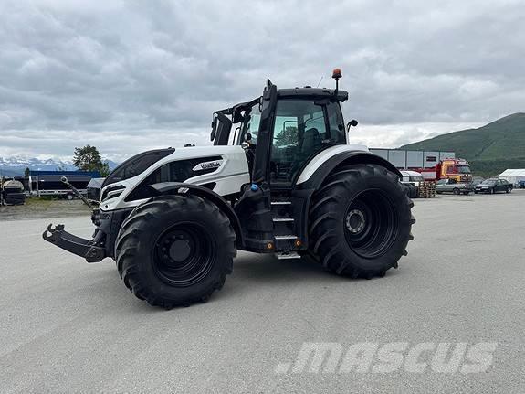 Valtra Q305 Traktorer