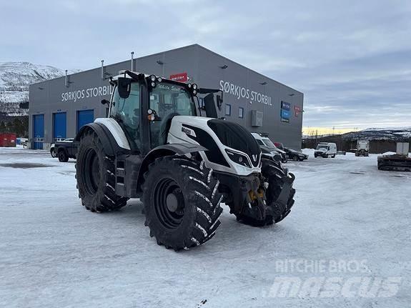Valtra T234 Traktorer