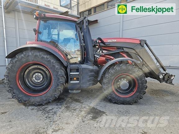 Valtra T235 Traktorer