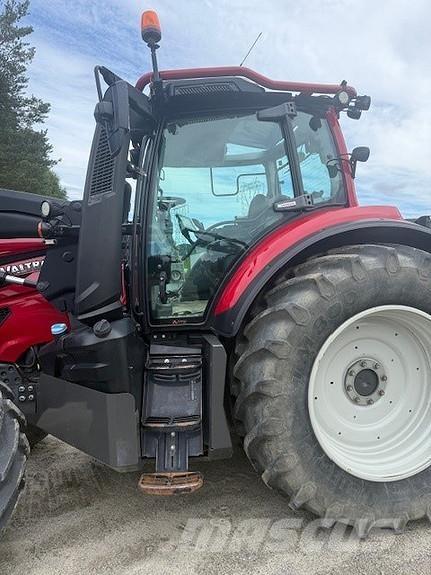 Valtra T254V Traktorer