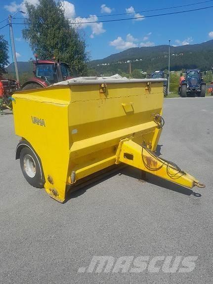 Vama 3500L Sand- och saltspridare