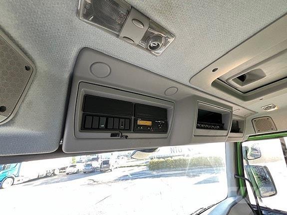 Volvo FE 320 -6x2 Övriga bilar
